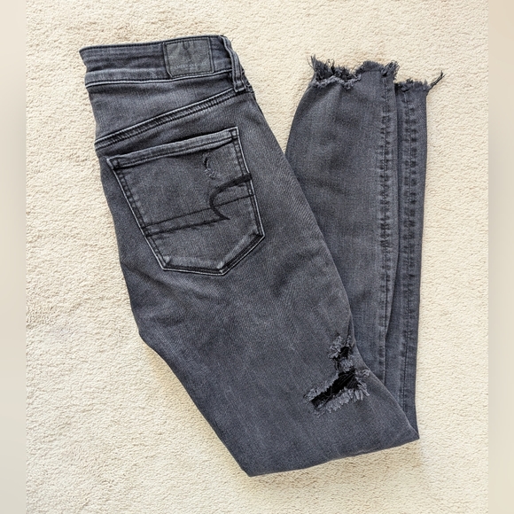 American Eagle Outfitters Denim - American Eagle Outfitters Gray Distressed Ankle Jeans Size 6 Regular